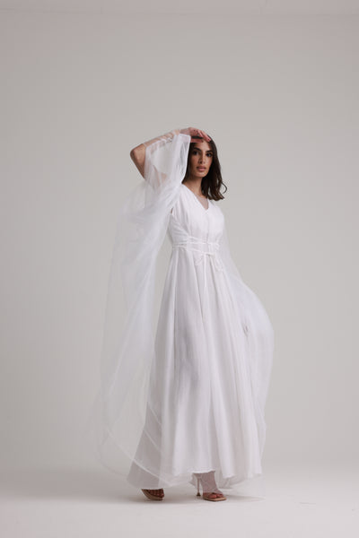 LONG SLEEVELESS DRESS WITH TULLE CAPE